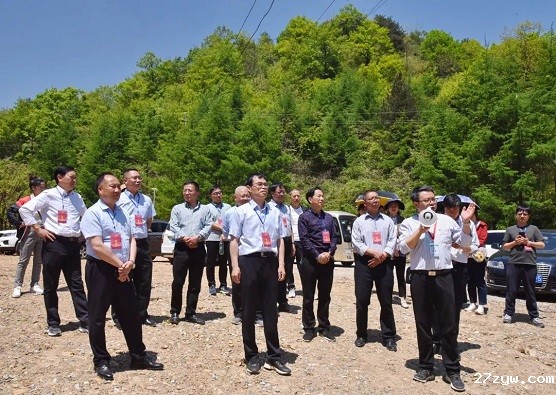 宁强县政协调研汉江源景区建设与运营情况(577865)-20220512084453.jpg