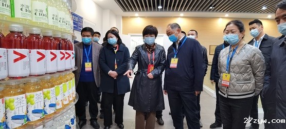 视察组实地察看农夫山泉综合厂房及天然水、(756433)-20221114091241.jpg