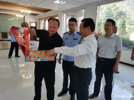 图1：汉阴县政协调研食品安全工作(991209)-20230921092202.jpg