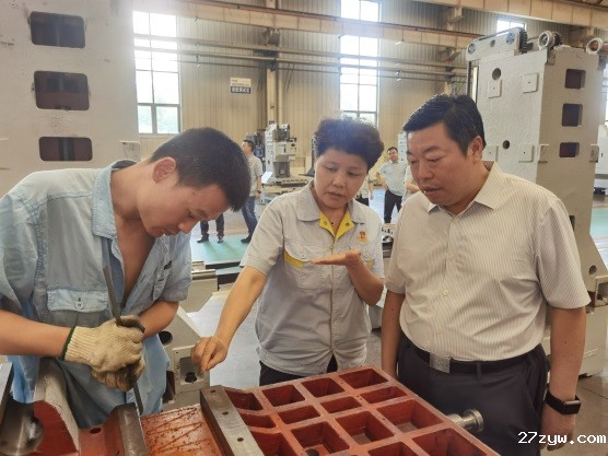 （图片新闻）宝鸡市政协慰问企业一线工作者(1275339)-20240820085505.jpg