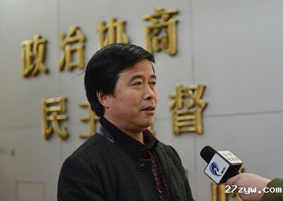 雷宏.jpg
